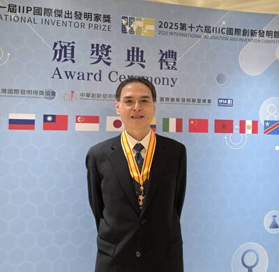 Meng-Chou Lee ProfessorImage